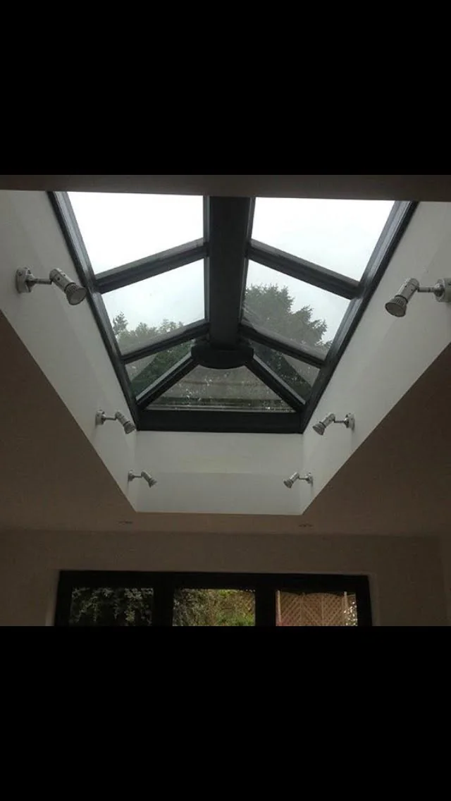 Extension interior plastering and ceiling features
